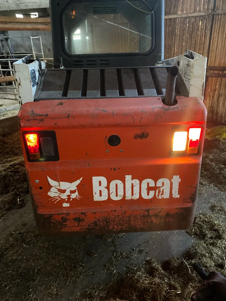 Bobcat skid steer - Image 3