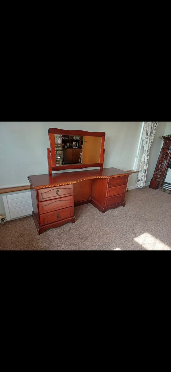Old dresser unit