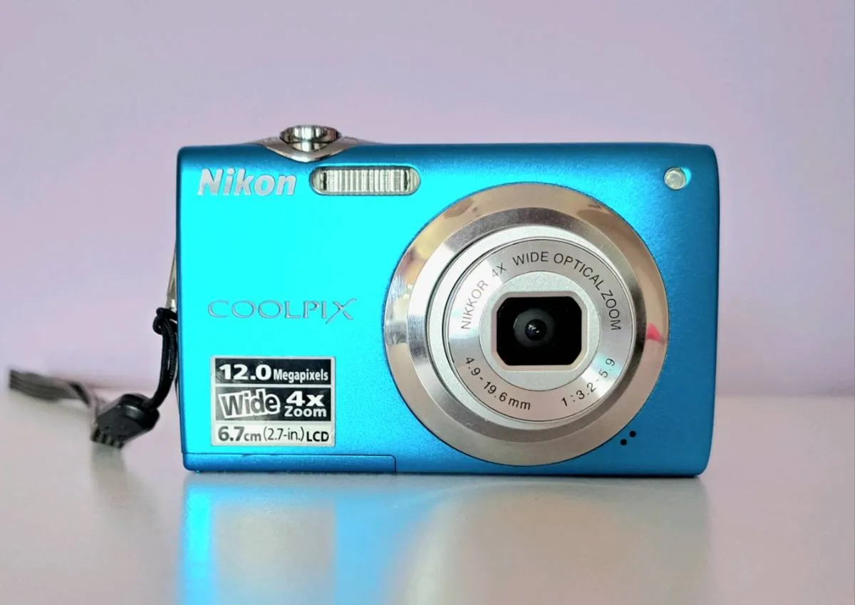 Nikon Coolpix S3000 - Image 1
