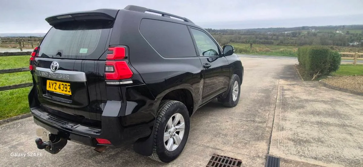 Toyota landcruiser - Image 3