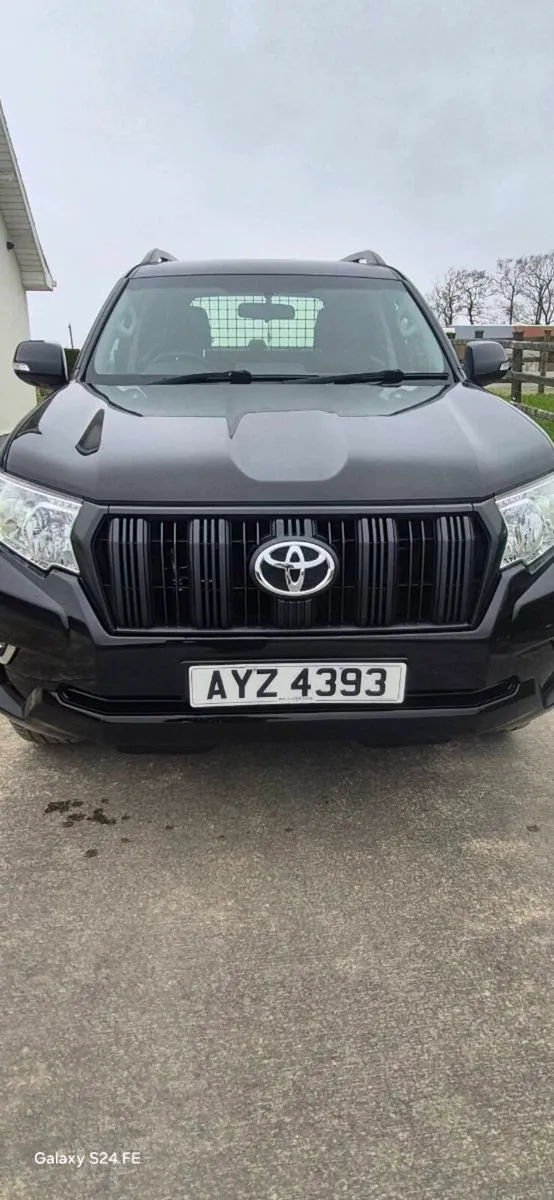 Toyota landcruiser - Image 1