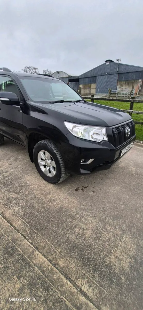 Toyota landcruiser - Image 2