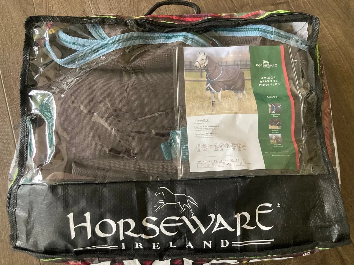 Amigo Bravo 12 Pony Plus  turnout rug - Image 4
