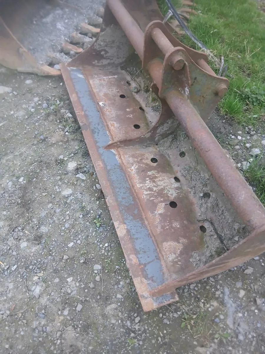 Grading bucket - Image 2