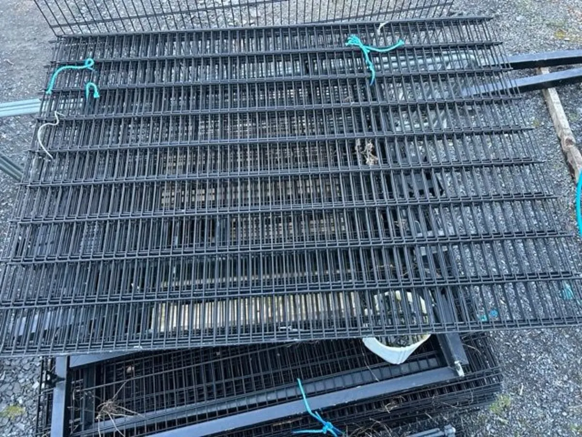 Paladin Fencing panels - Image 1