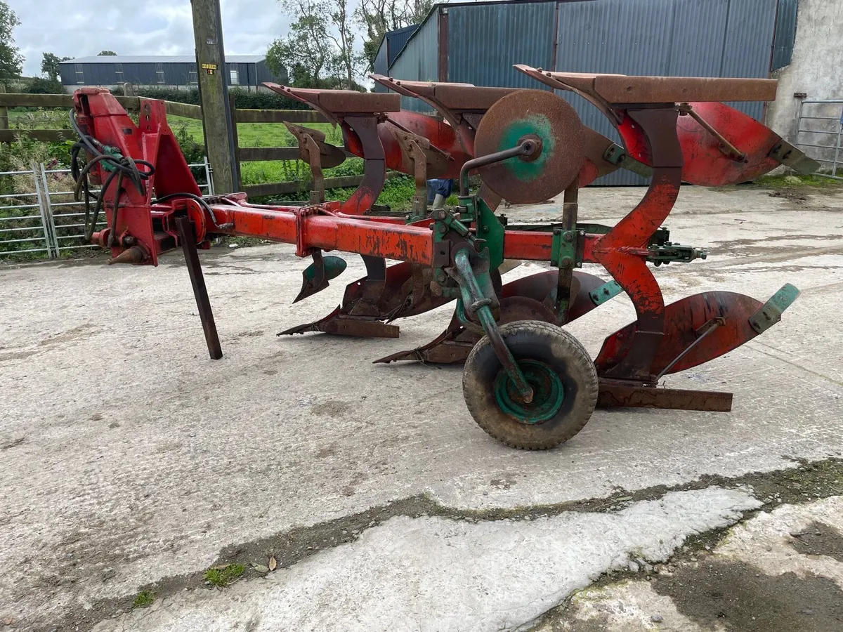 Kverneland 3 furrow plough - Image 4