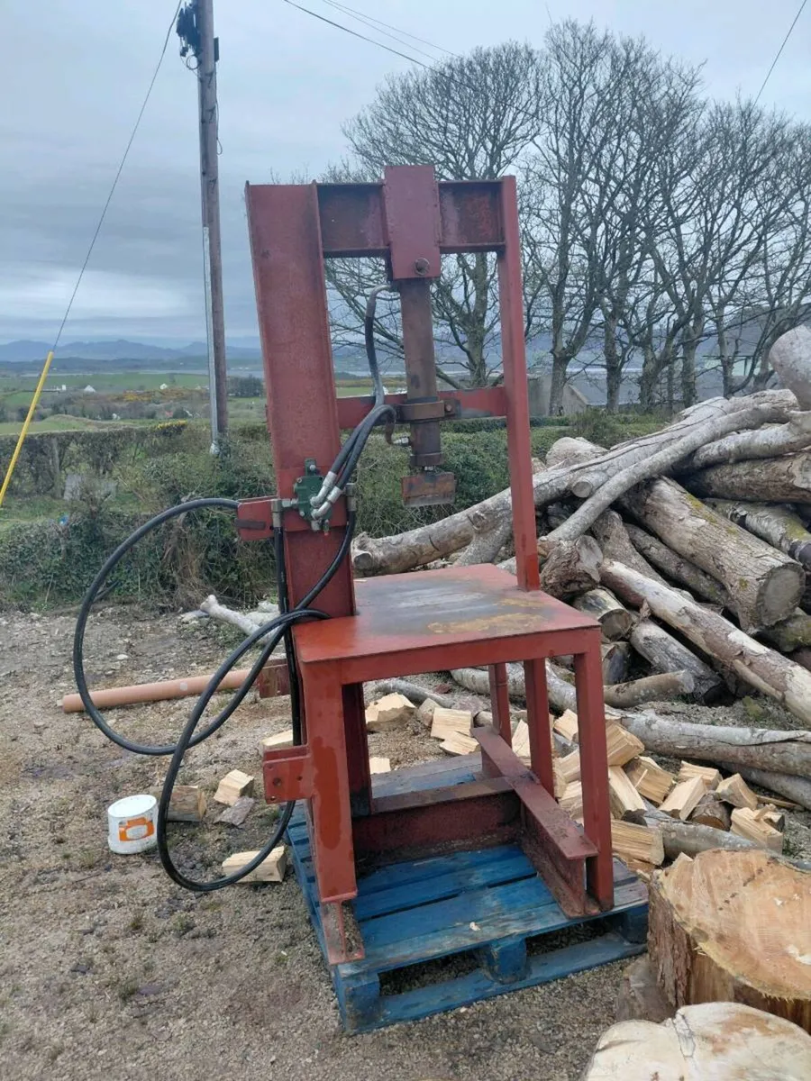 Log splitter - Image 2