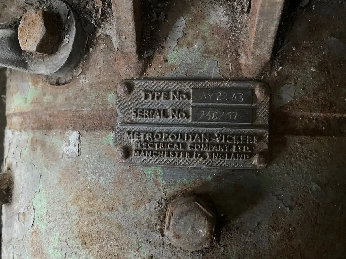 vintage machinery - Image 2