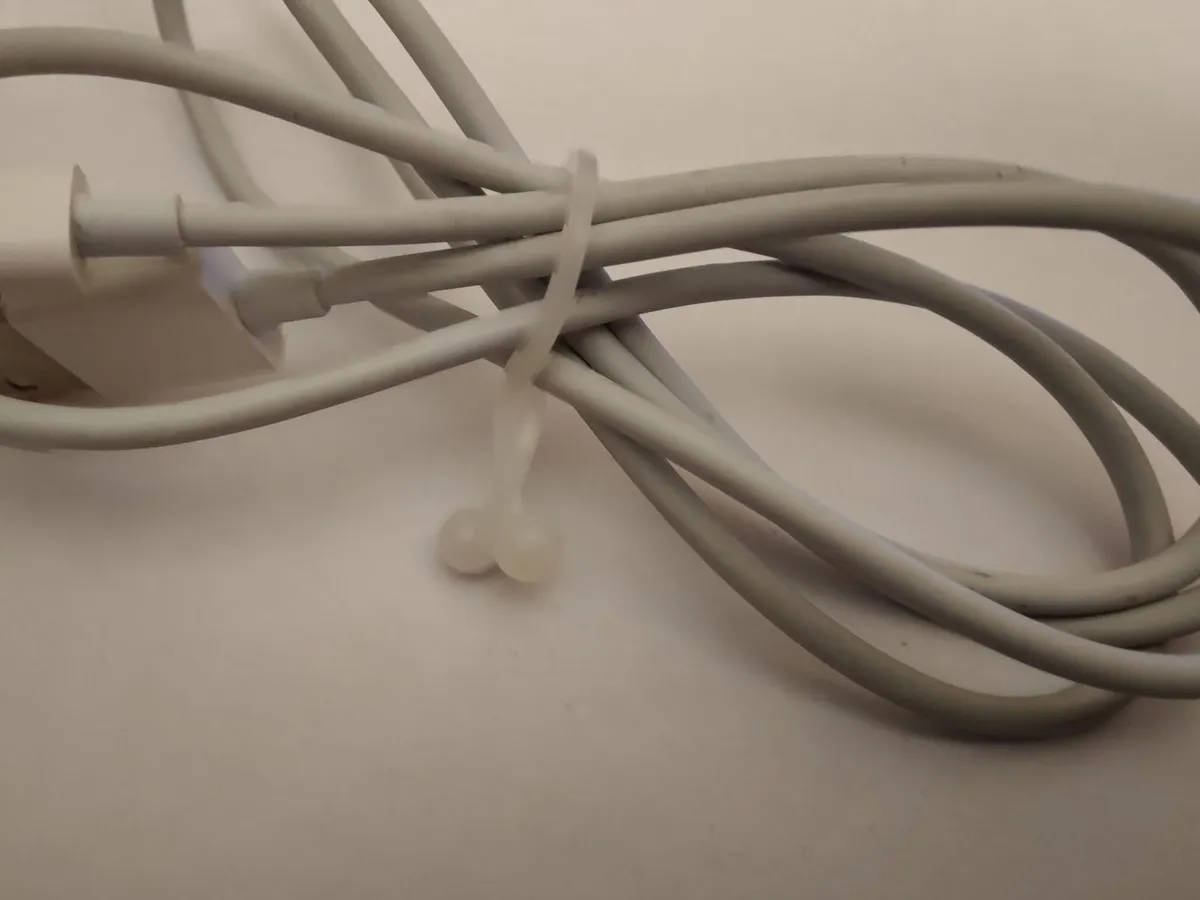 Cable Tie 10PCS – Brand New - Image 1