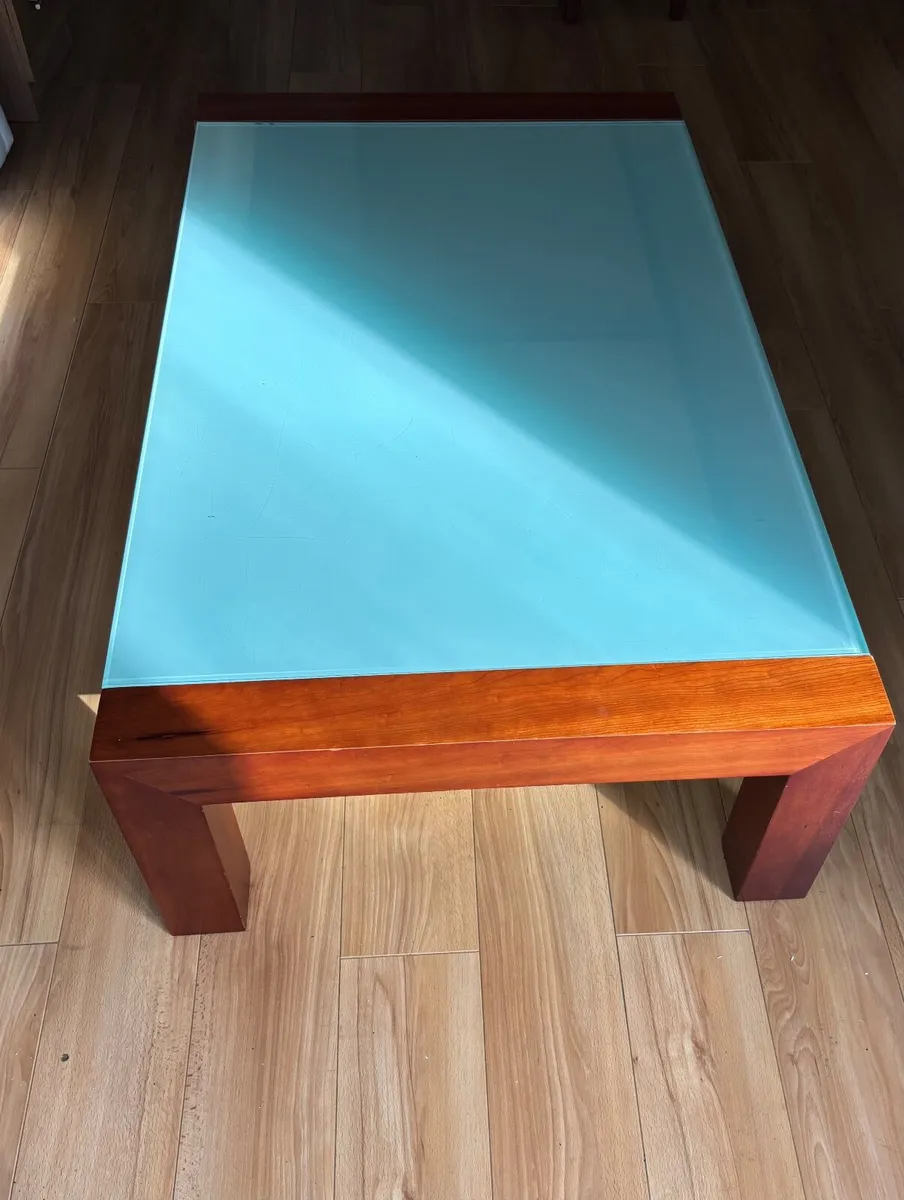 Coffee table - Image 1