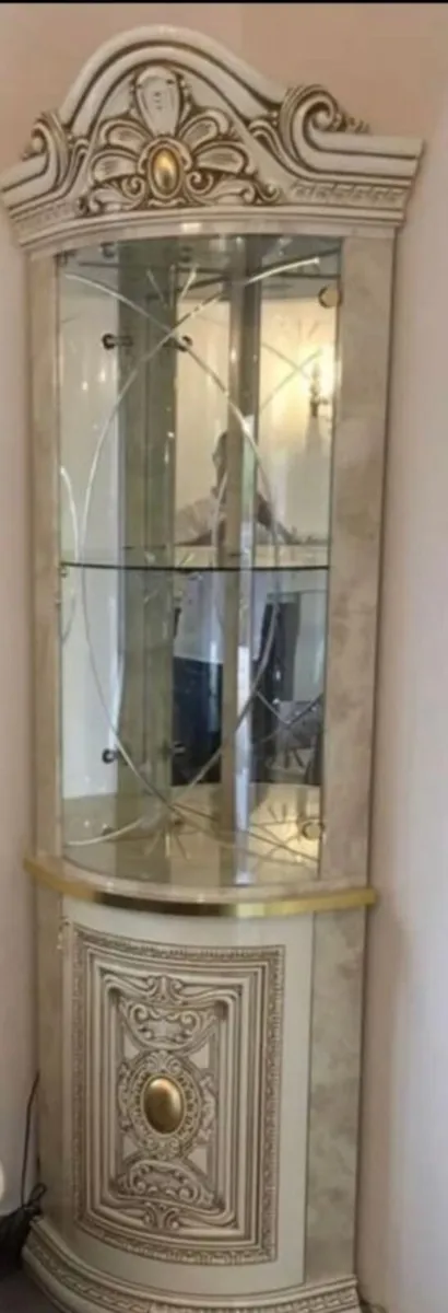 Leonardo corner press and mirror - Image 2