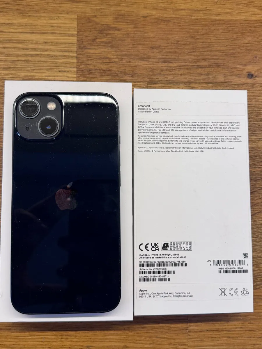 iPhone 13 - Image 1