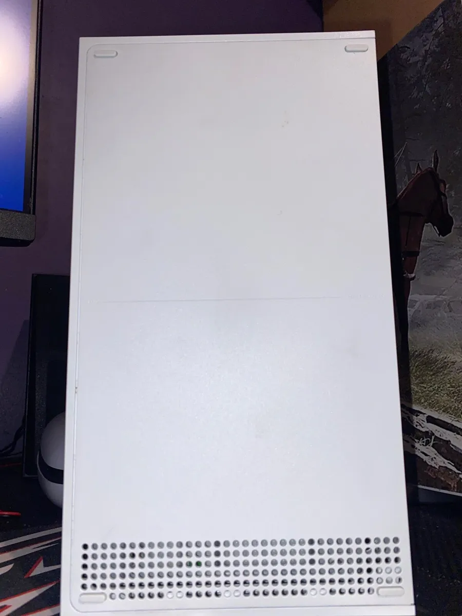 Xbox series S-512gb-Mint condition-Boxed - Image 3