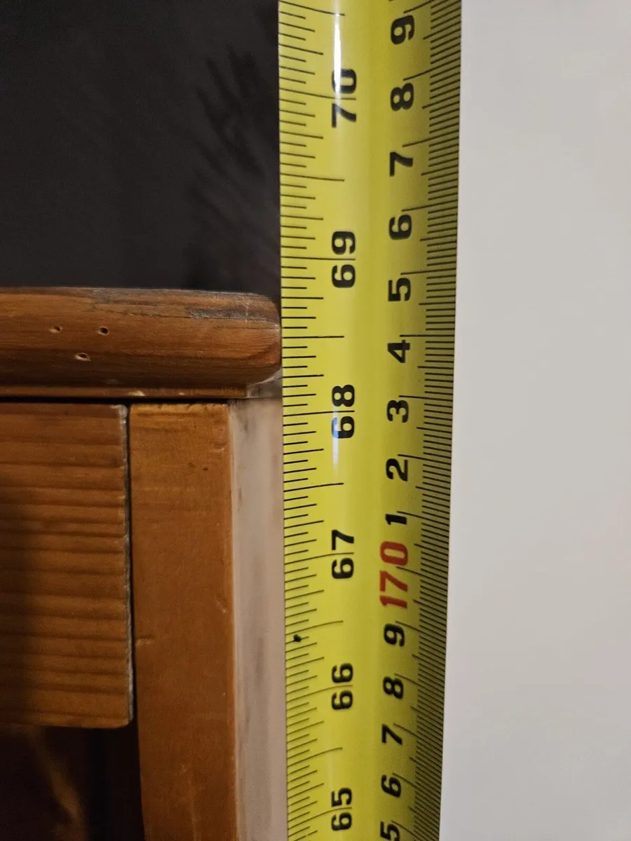 Pine dresser - Image 2