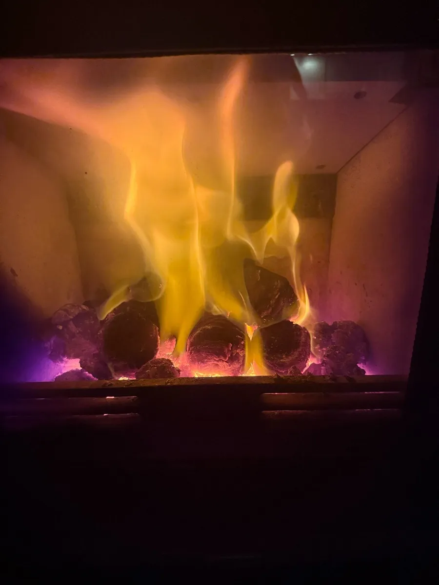 Briquettes - Image 1