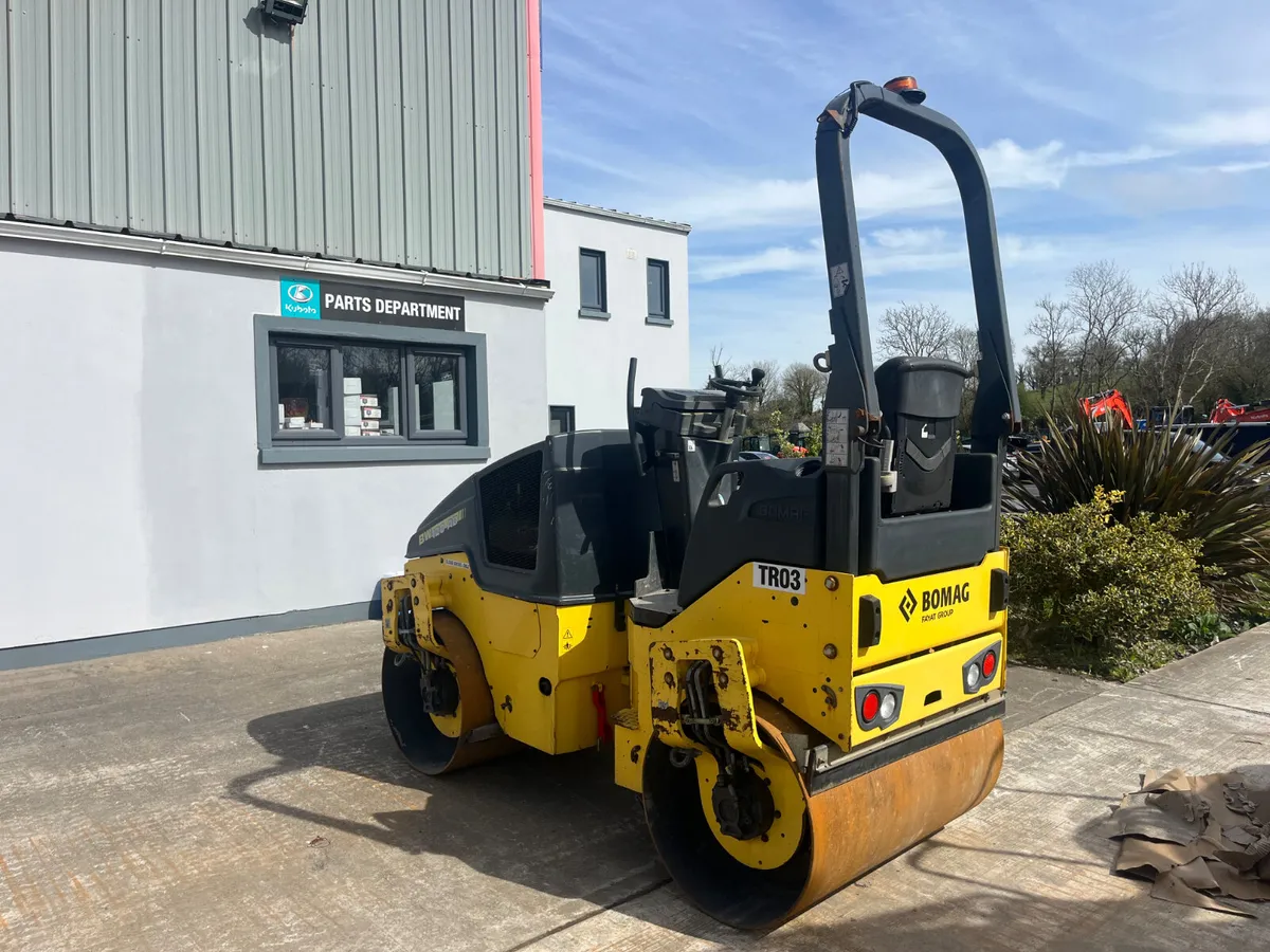 2018 Bomag BW120AD-5 - Image 2