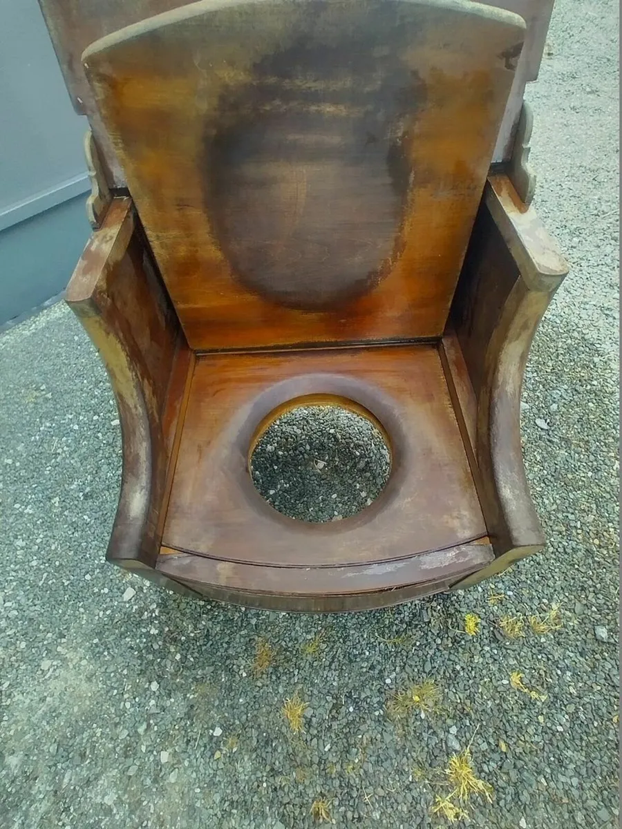 Antique solid Mahogany bow front Commode - Image 3