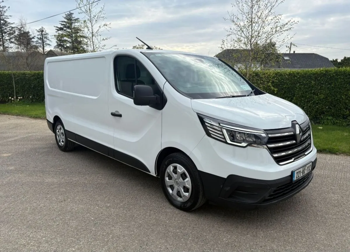 Renault Trafic 2022 - Image 1