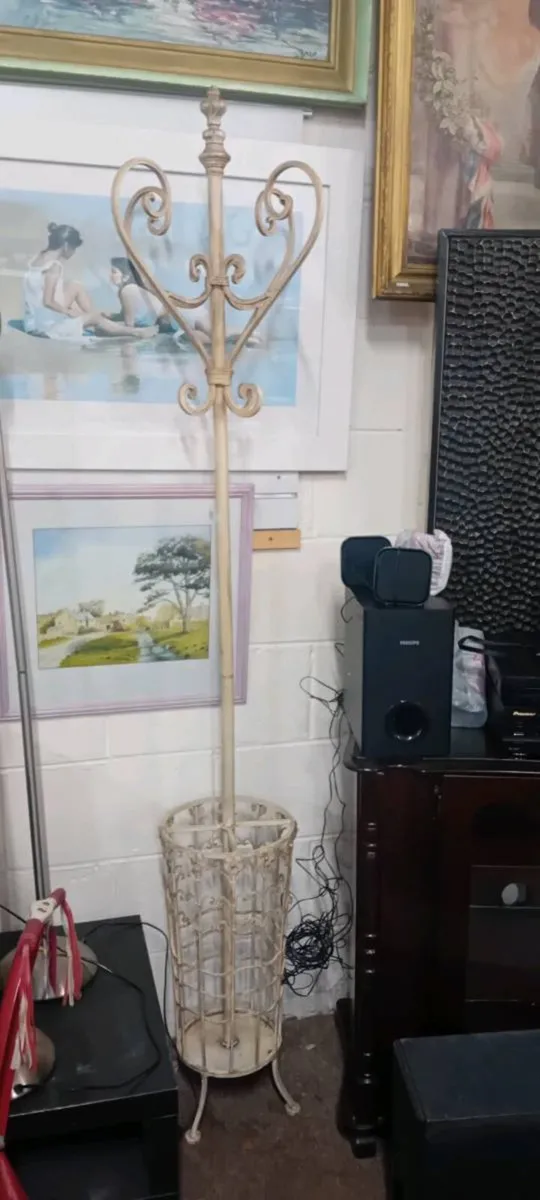 Decorative Metal Coat Stand