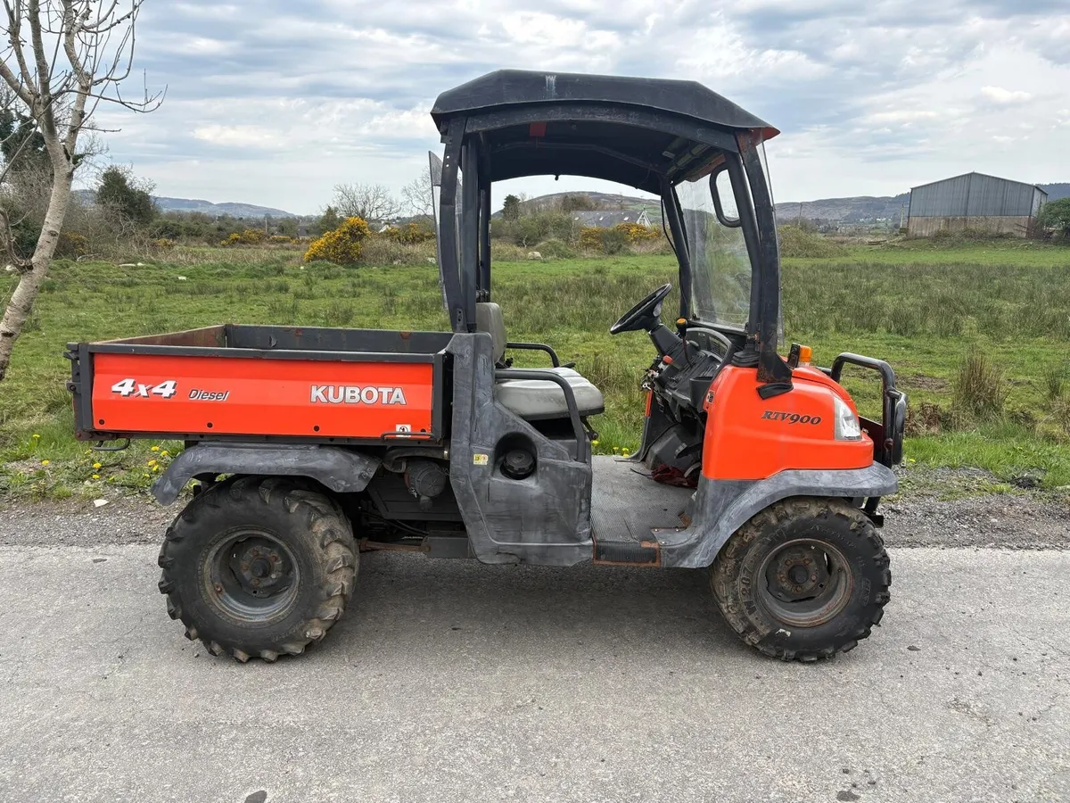 Kubota RTV 900 - Image 1