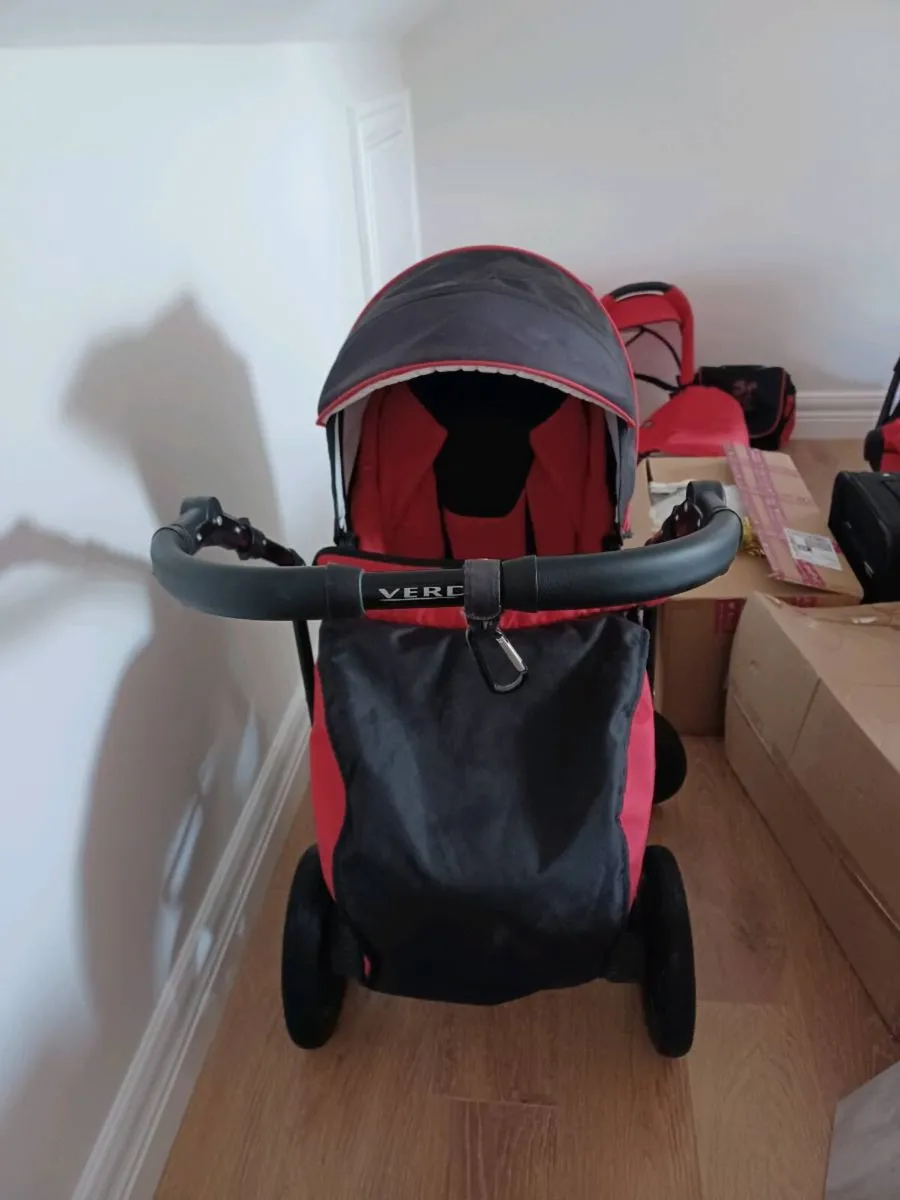 Stroller - Image 2