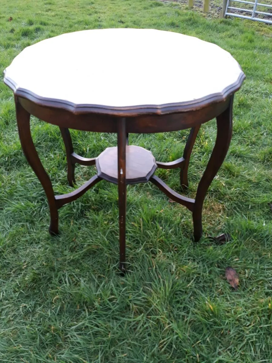 Ocassional Table - Image 2