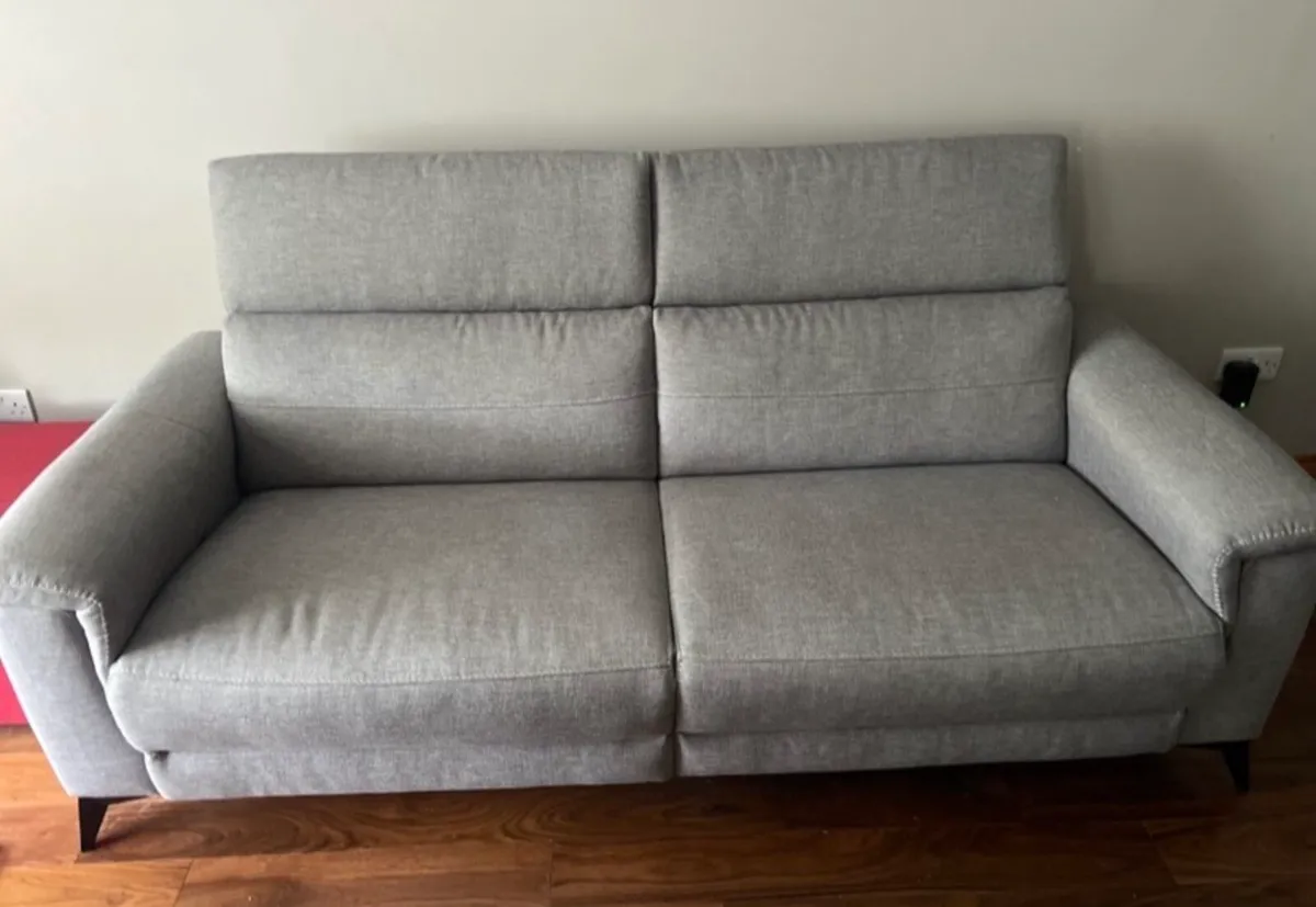 Penny 3 seater electric recliner couch - Image 4