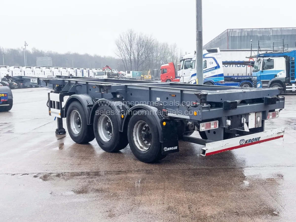 2020 KRONE SLIDING SKELETAL TRAILER - Image 4