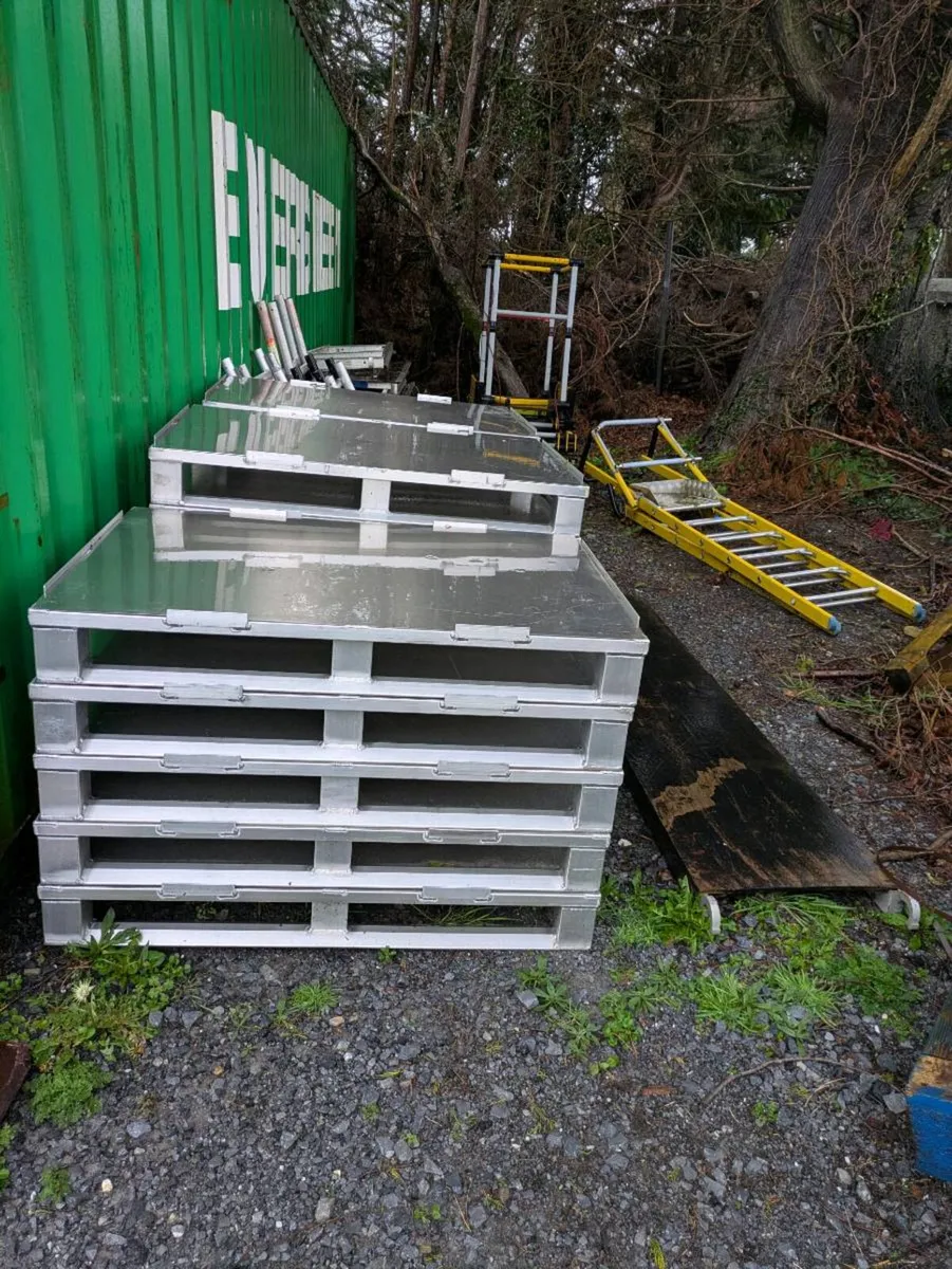Aluminum pallets - Image 1
