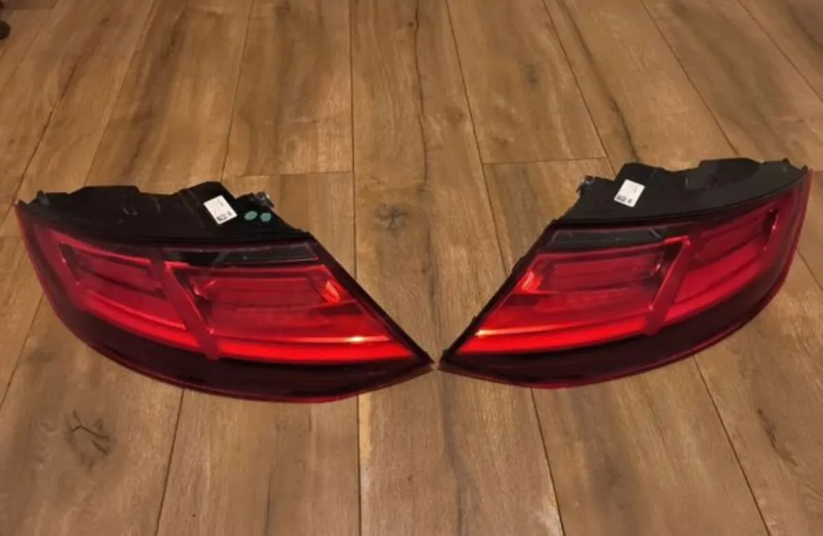 AUDI TT Mk3 Rear Left & Right Led Lights(Pair) - Image 1