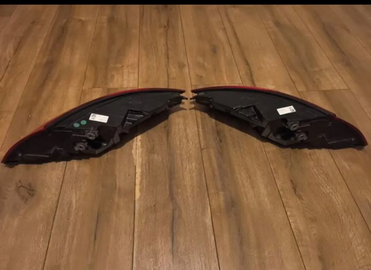 AUDI TT Mk3 Rear Left & Right Led Lights(Pair) - Image 2