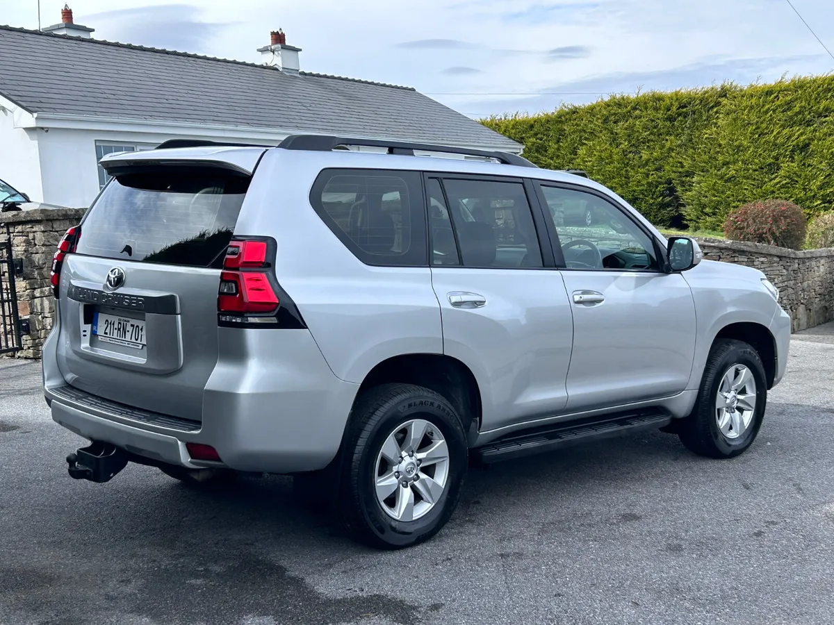 Toyota Land Cruiser Business class 2021 - Image 2