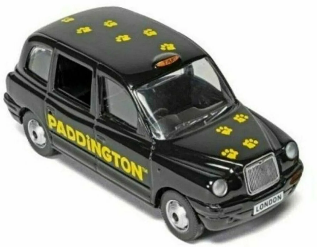 Paddington Bus,.. Taxi and Figuire - Image 2