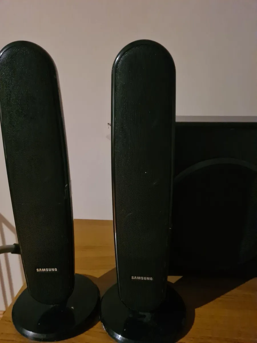 Samsung surround speaker system - Image 2