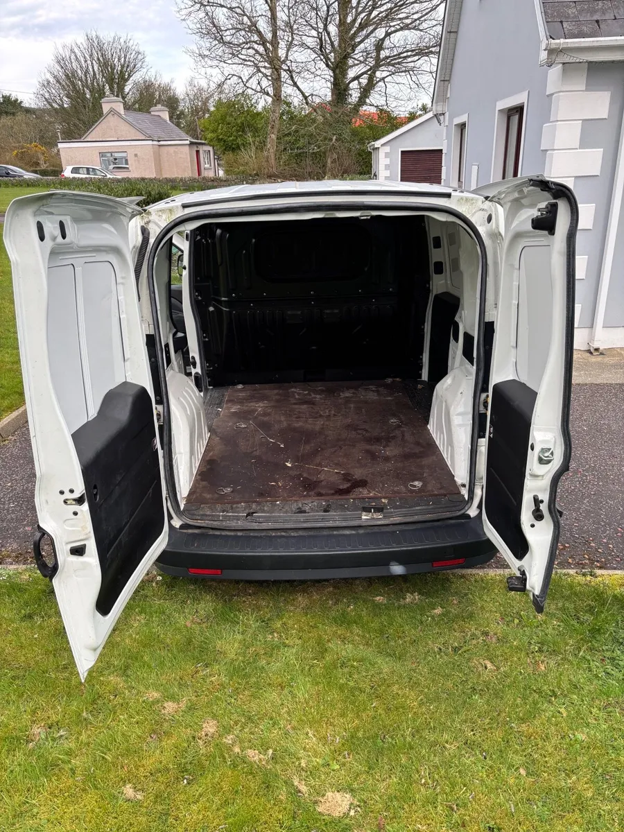 Fiat Doblo 2018 - Image 4