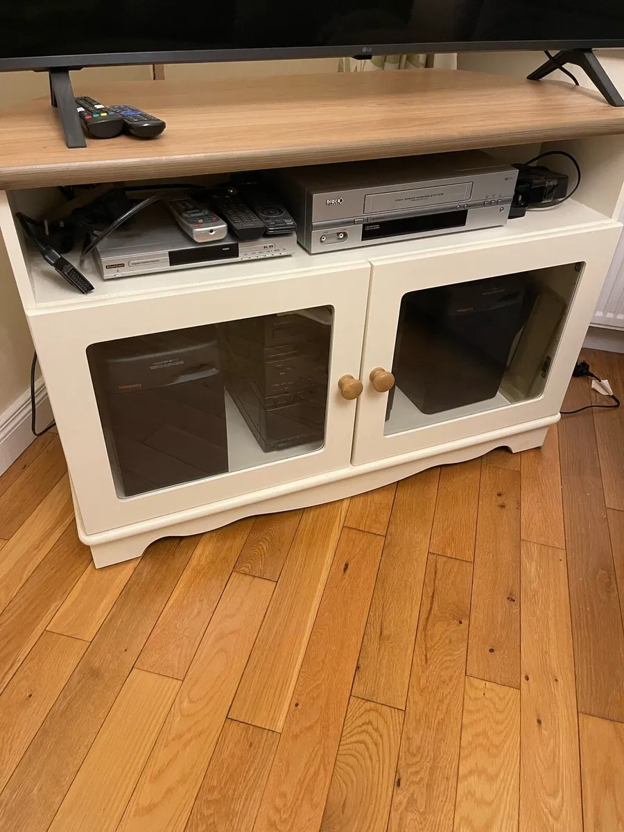 Television Stand - Image 2