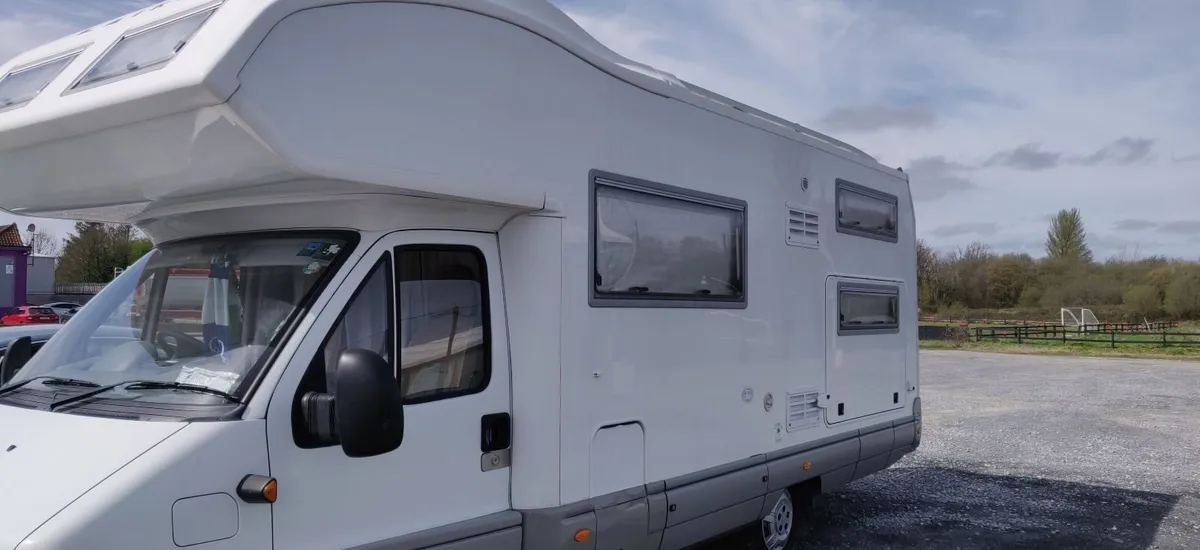 FIAT DUCATO 6 BERTH CAMPER 2.8 JTD - Image 3