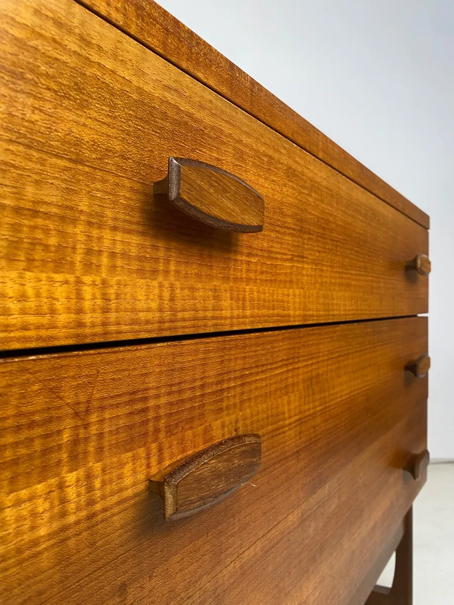 Mid Century G Plan Chest of Drawers - Image 4