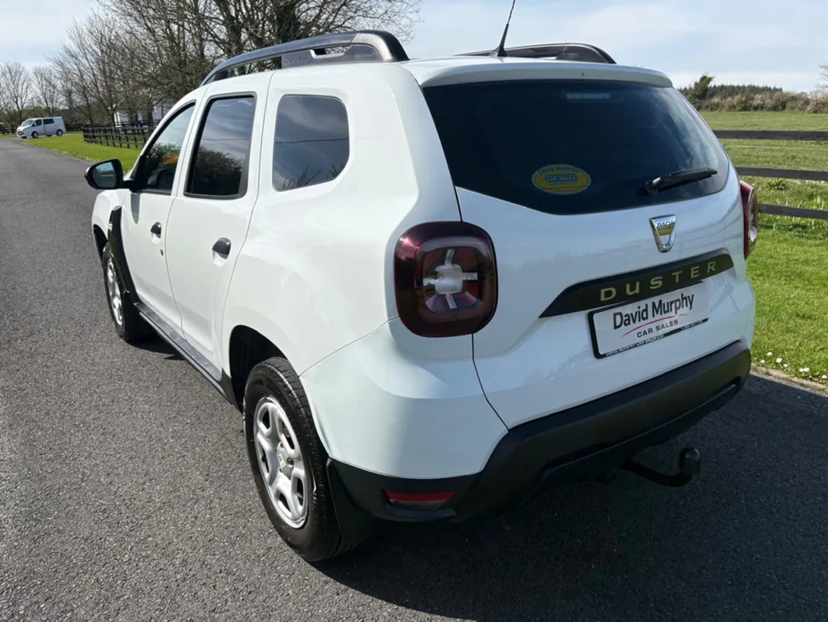 Dacia Duster ESENTIAL BLUE DCI 115 - Image 3