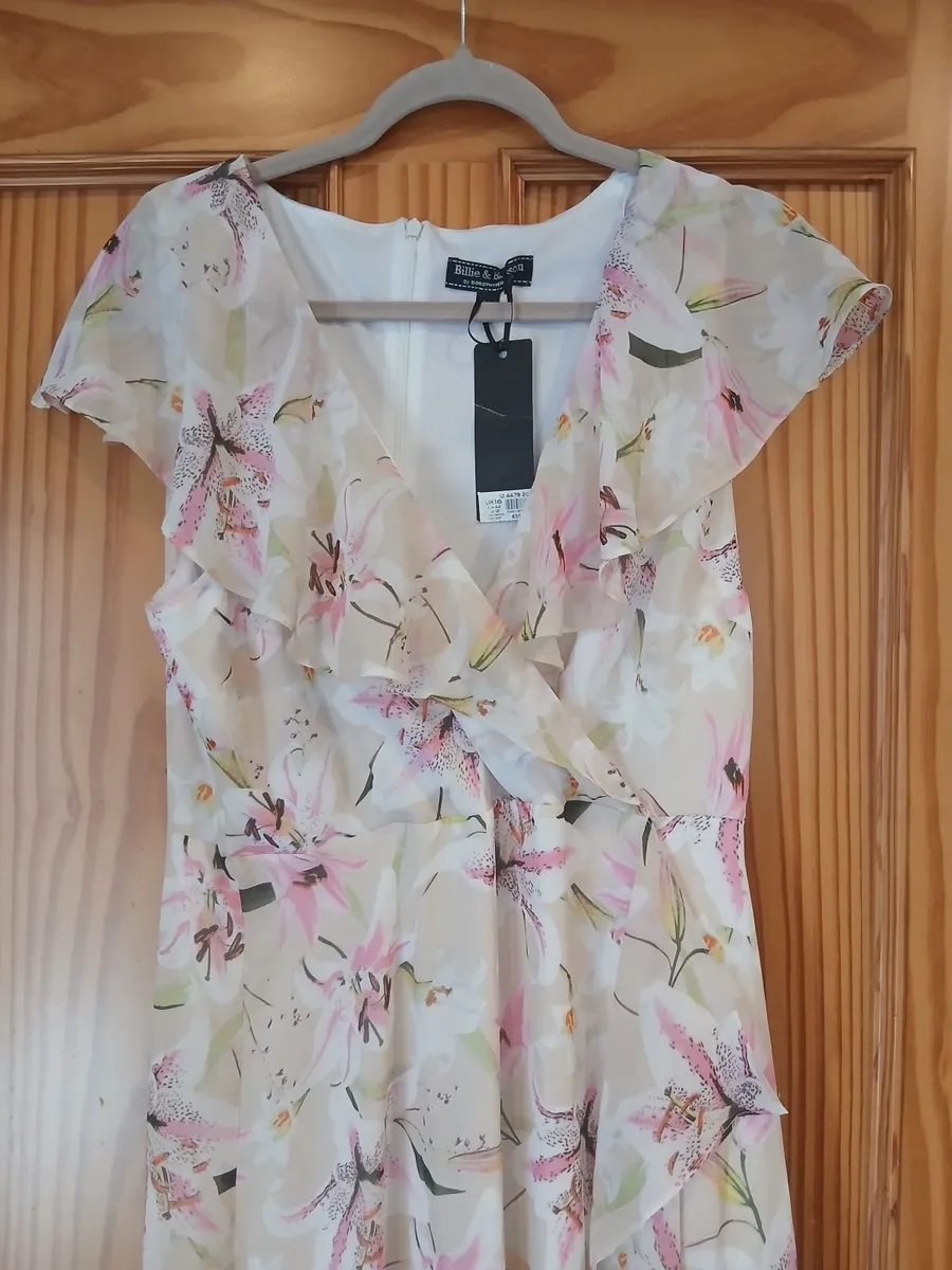 womans dress - Image 2