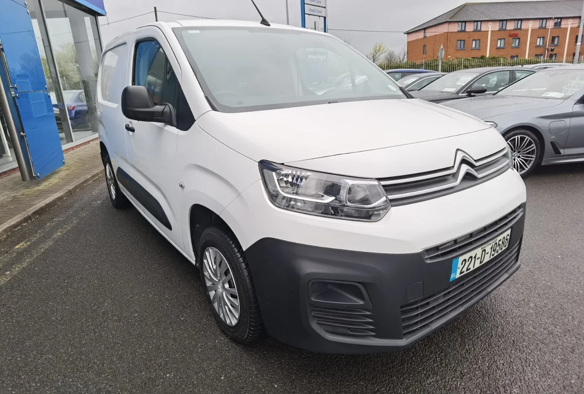 CITROEN BERLINGO 1.5 BLUEHDI €13,950 INCLUDING VAT - Image 3