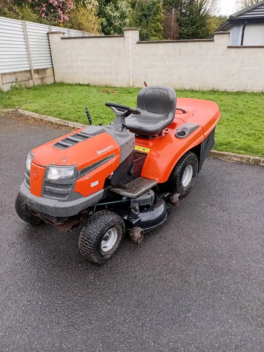 Ride on lawnmower - Image 2