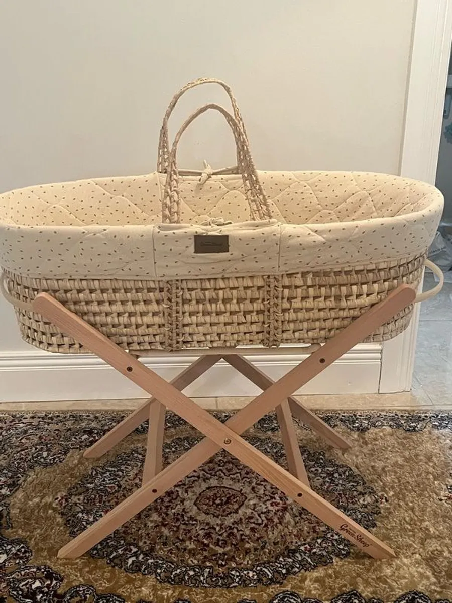 Little Green Sheep -Moses Basket and Static Stand Bundle - Printed Linen Rice - Image 2