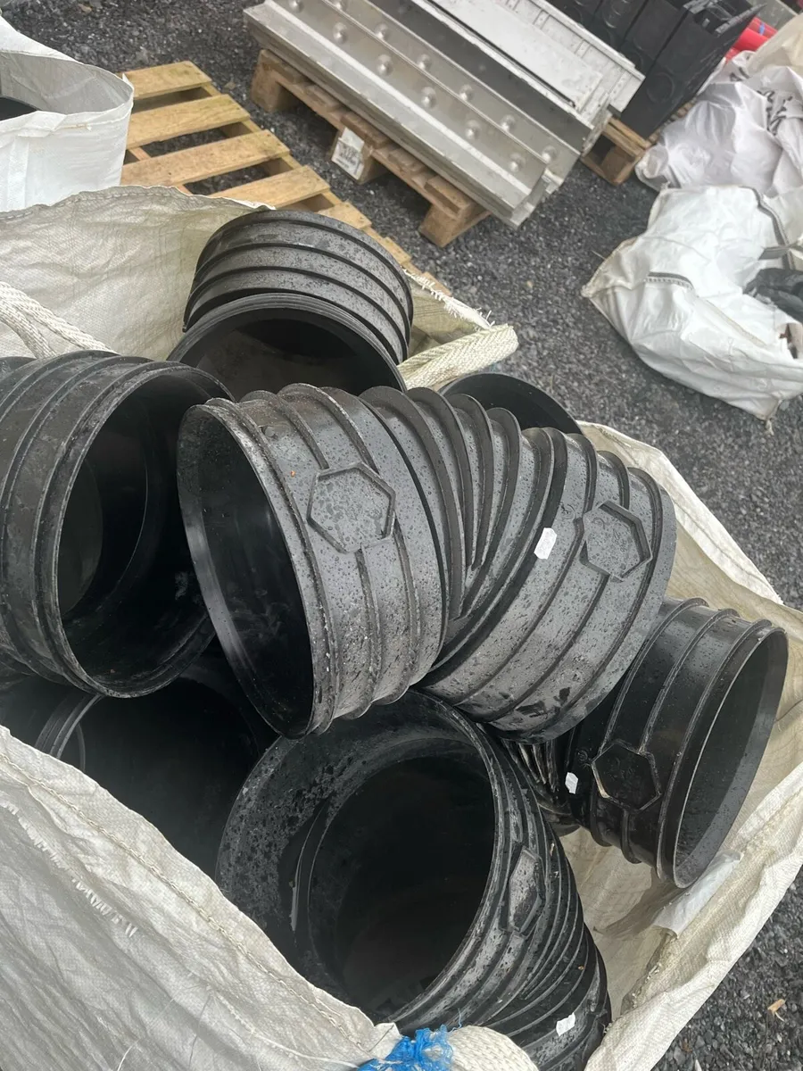 Twinwall drainage fittings 300/225/150mm - Image 4