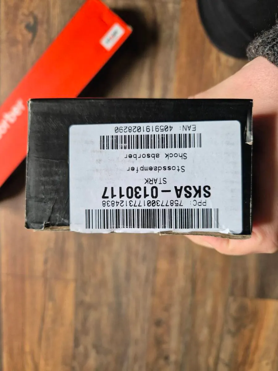 Renault rear shock absorbers - Image 2