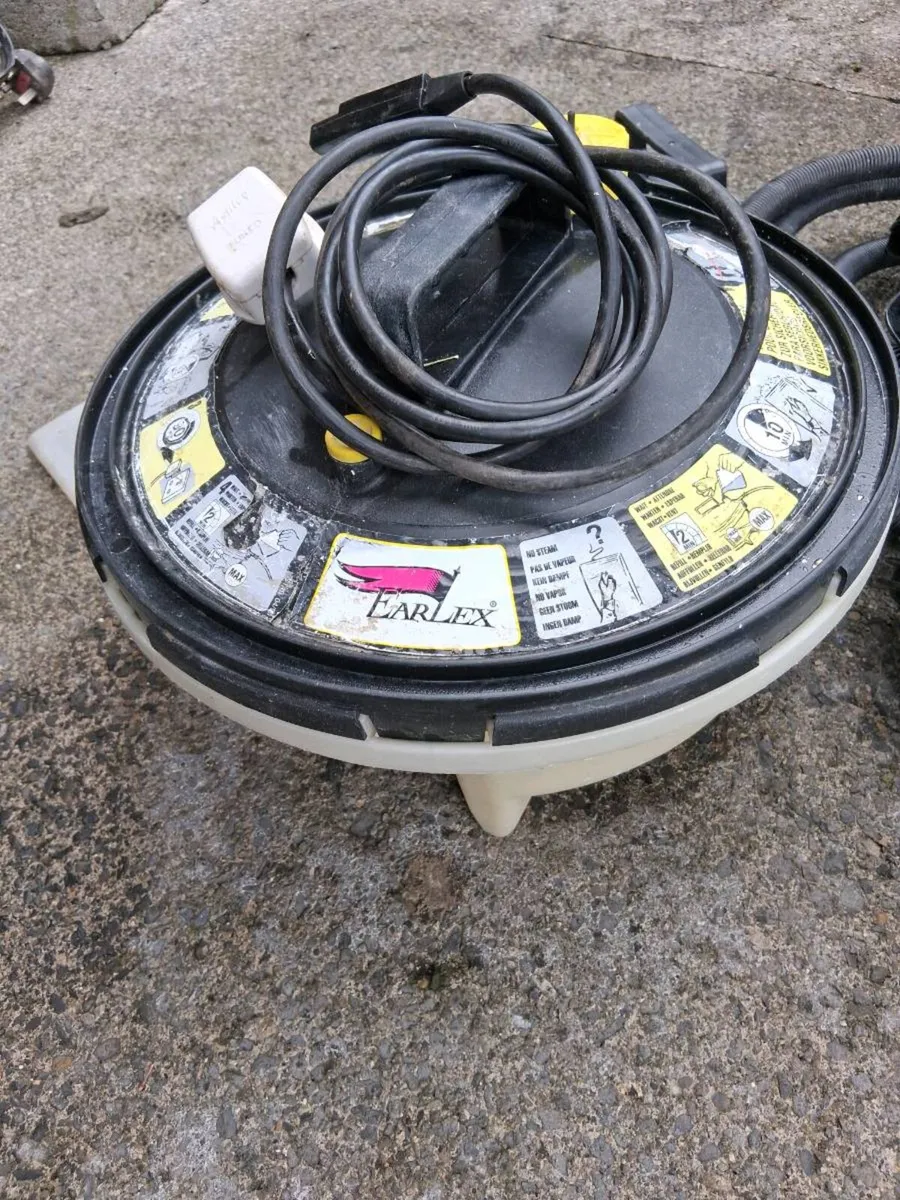 Earlex wallpaper steamer - Image 2