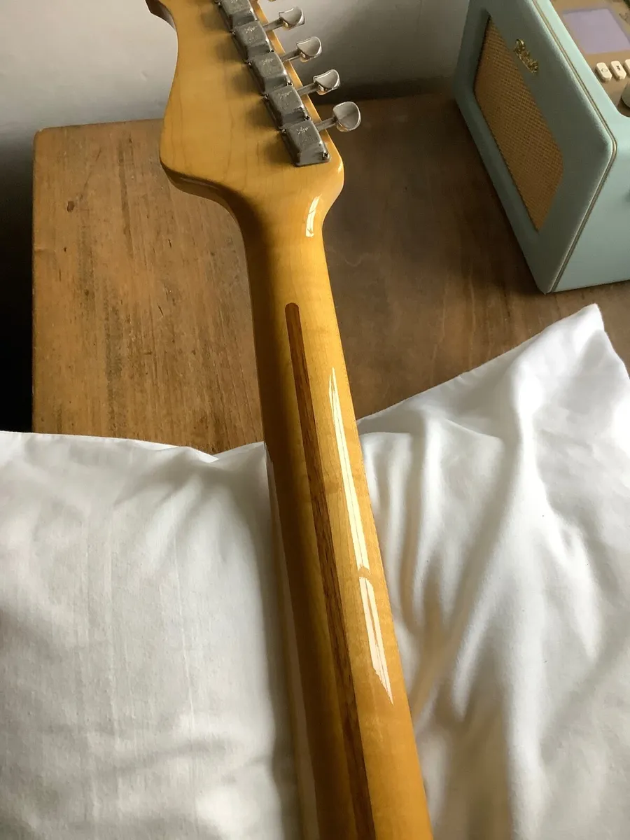 MUSICMAN SABRE MK 2 MINT - Image 3