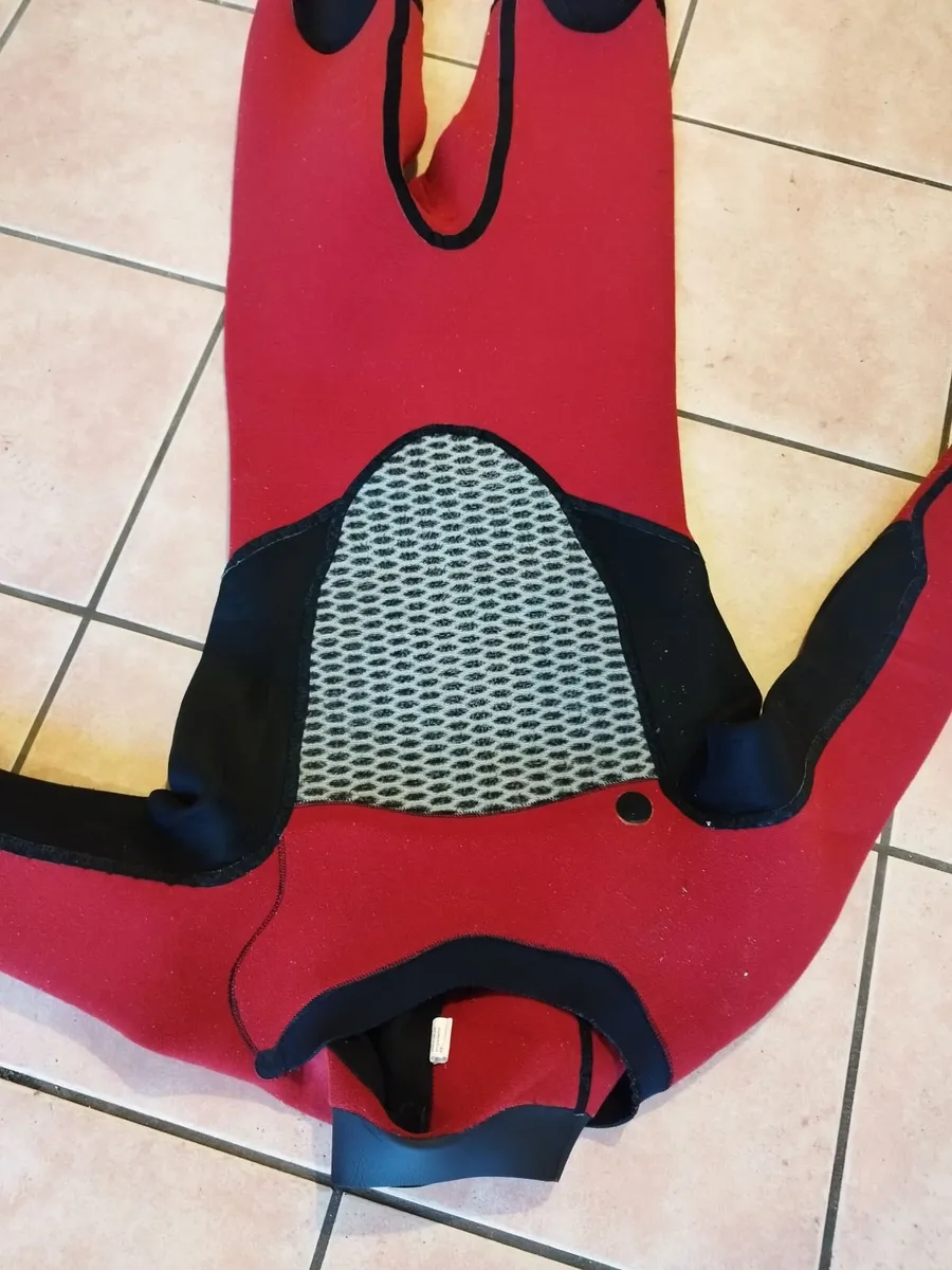 Xcel Drylock Wetsuit 5/4mm Large - Image 2