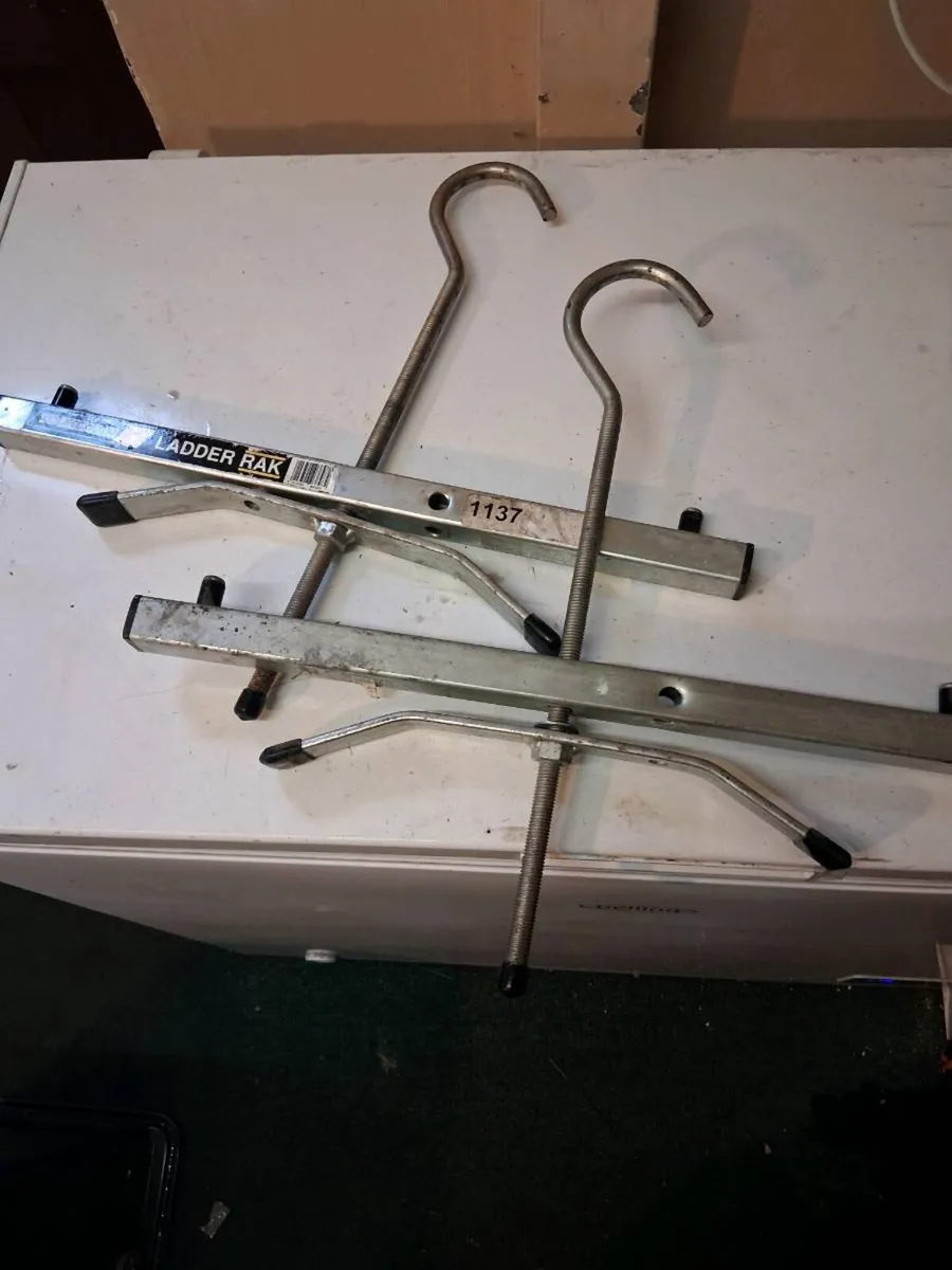 Youngman ladder clamps - Image 1