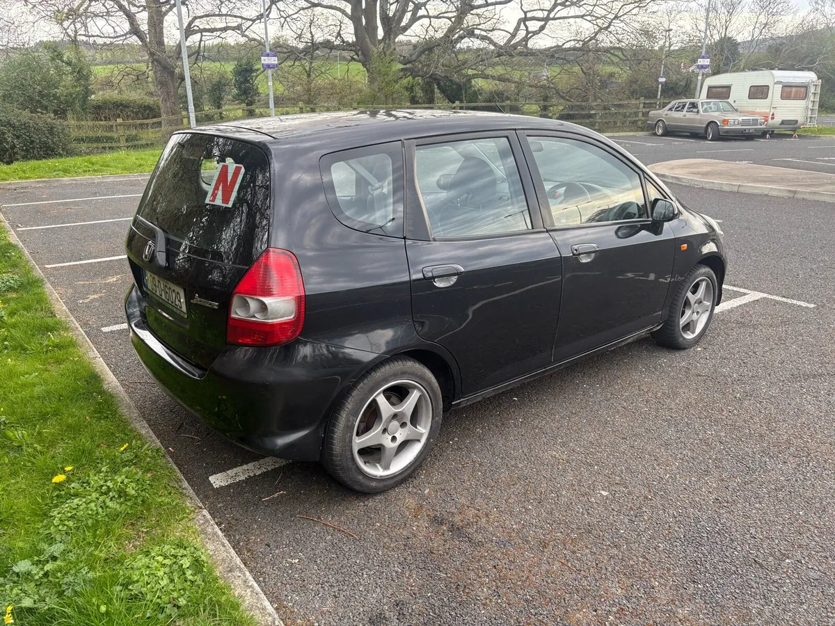 2009 Honda Jazz manual - Image 4